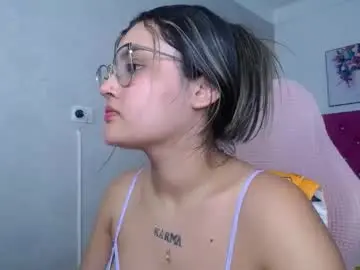 Chaturbate Live Sex of sofiaasexy19