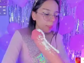 Chaturbate Adult Webcam of kitty_patitas_suavess