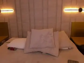 Chaturbate Live Sex Cam of val_rossi