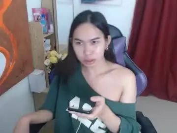 Chaturbate Watch Live Sex Cams of emily_xo143