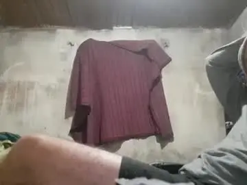 Chaturbate Live Sex Cam of danycami1999960219
