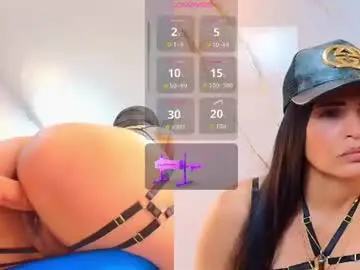 Chaturbate Live Sex Cam of isis_car0lina
