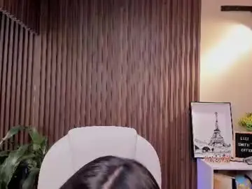 Chaturbate Live Sex Cam of naugthyelli