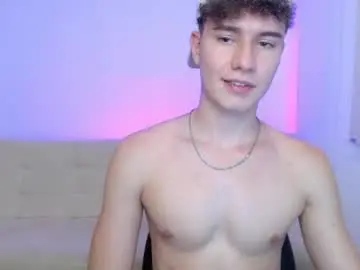 Chaturbate Sex Chat of adrian_morelli