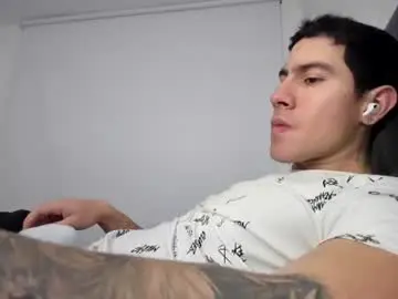 Chaturbate Free Live Porn of andresjuan92