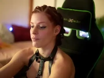 Chaturbate Watch Live Sex Cams of stella_shock