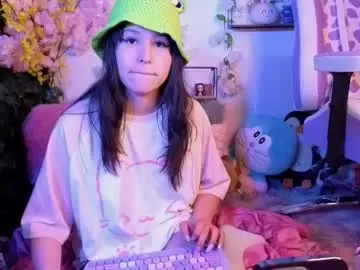 Chaturbate Best live sex cam show of eymmy_24