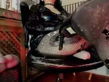 Chaturbate Watch Live Sex Cams of madame_ibby