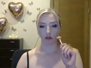 Chaturbate Live Sex Cam of wild_silk_desire