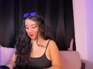 Chaturbate Nude Webcam of _cinnamoon_