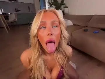 Chaturbate Adult Video Chat of creambaby1