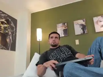 Chaturbate Best live sex cam show of fatdick_1