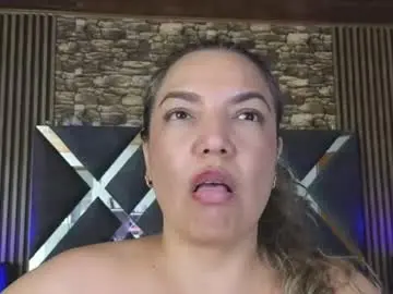 Chaturbate Free Live Porn of marie_hss