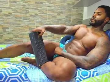 Chaturbate Sex Cam of angelo_evans33