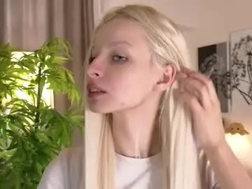 Chaturbate Nude Webcam of vienna_gones