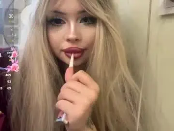 Chaturbate Adult Webcam of moonluvv3