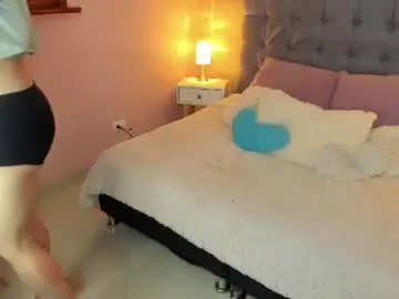 Chaturbate Nude Webcam of abril_777