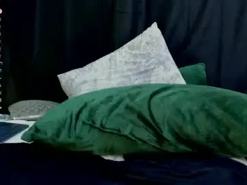 Chaturbate Live Sex Cam of julianamiller