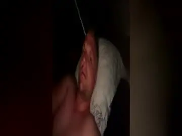 Chaturbate Live Sex Cam of averagebuthorny