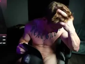 Chaturbate Sex Cam of luther_daddy
