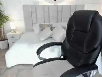 Chaturbate Live Sex Cam of martina_evan