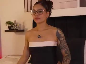 Chaturbate Free Live Porn of izzy_vega