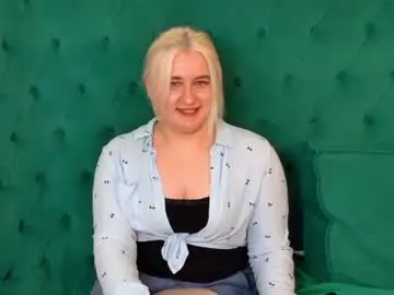 Chaturbate Sex Cam of lioraardyn