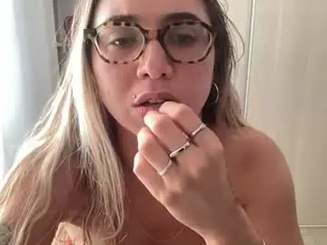 Chaturbate Free Porn Cam of lailayourangel