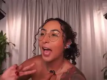 Chaturbate Watch Live Sex Cams of agatha_collinss