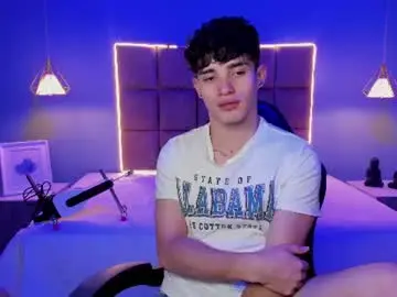 Chaturbate Live Sex of alejootwink