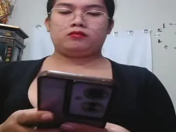 Chaturbate Live Sex Cam of travelergirl