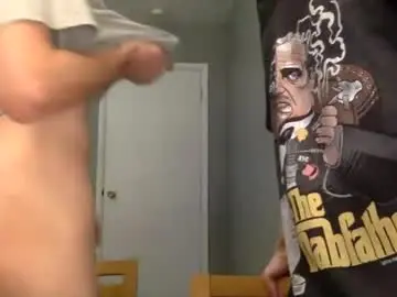 Chaturbate Free Porn Cam of ashingwest97