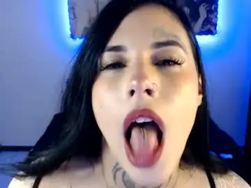 Chaturbate Free Porn Cam of maddy_vicius19