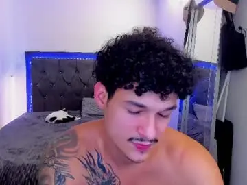 Chaturbate Adult Video Chat of morthy_downey
