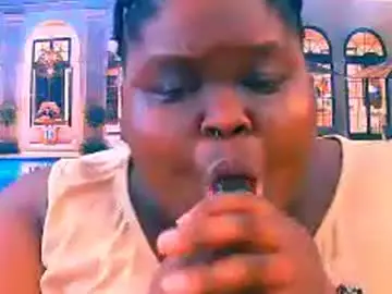 Chaturbate Live Porn of ebonyhotbuns4u2luv