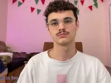 Chaturbate Live Porn of herman_gross