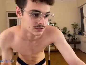 Chaturbate Adult Webcams of herman_gross