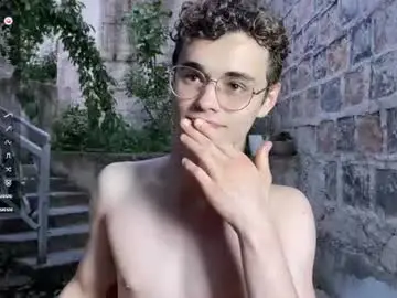 Chaturbate Free Live Porn of herman_gross
