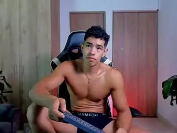 Chaturbate Best live sex cam show of alansex66