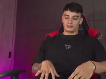 Chaturbate Sex Chat of joseph__boy
