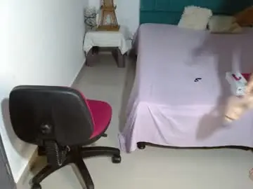 Chaturbate Live Porn of shenahot_