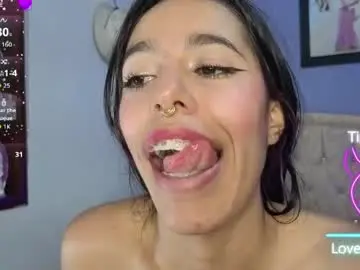 Chaturbate Live Sex Cam of stephania_t
