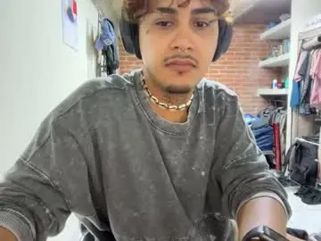 Chaturbate Nude Webcam of dirtybiboysissy