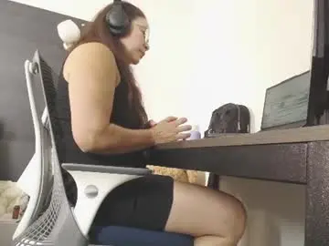 Chaturbate Live Porn of nathalyrae41