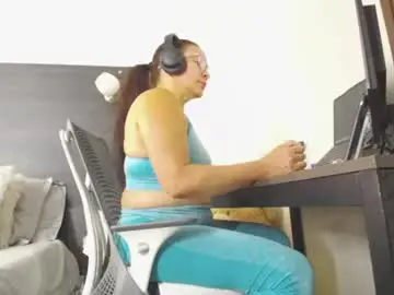 Chaturbate Free Porn Cam of nathalyrae41