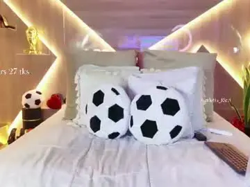 Chaturbate Live Porn of carlotta_ricci