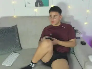 Chaturbate Live Sex Cam of diegorobles30