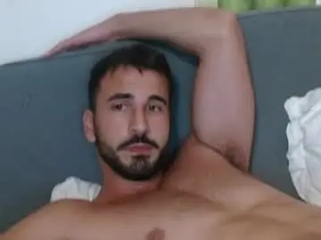 Chaturbate Live Sex of hornyasfuckk33