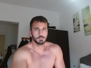 Chaturbate Watch Live Sex Cams of hornyasfuckk33