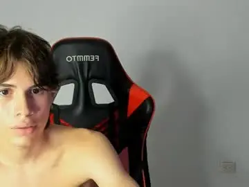 Chaturbate Free Live Porn of ryan_bronw